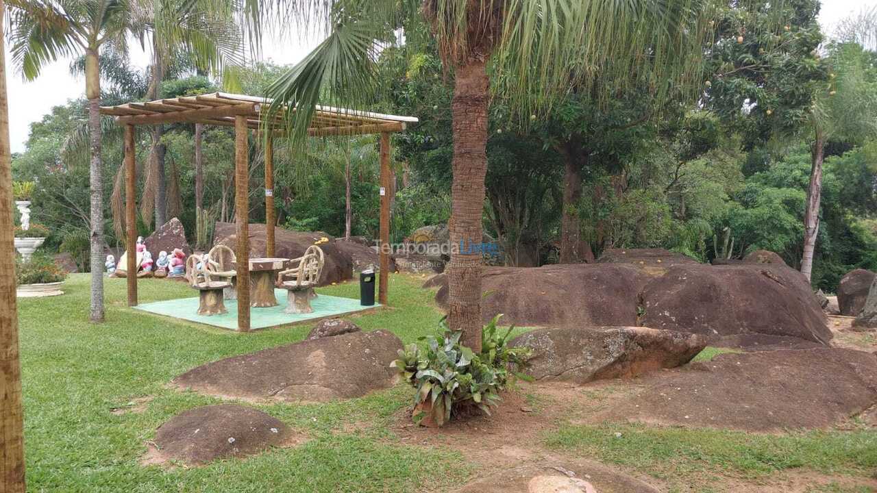 Casa para aluguel de temporada em Indaiatuba (Colinas do Mosteiro de Itaici)