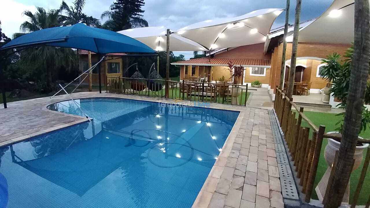 House for vacation rental in Indaiatuba (Colinas do Mosteiro de Itaici)