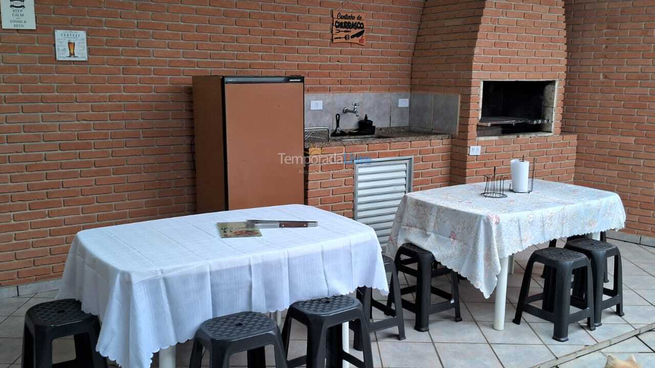 House for vacation rental in Caraguatatuba (Centro)