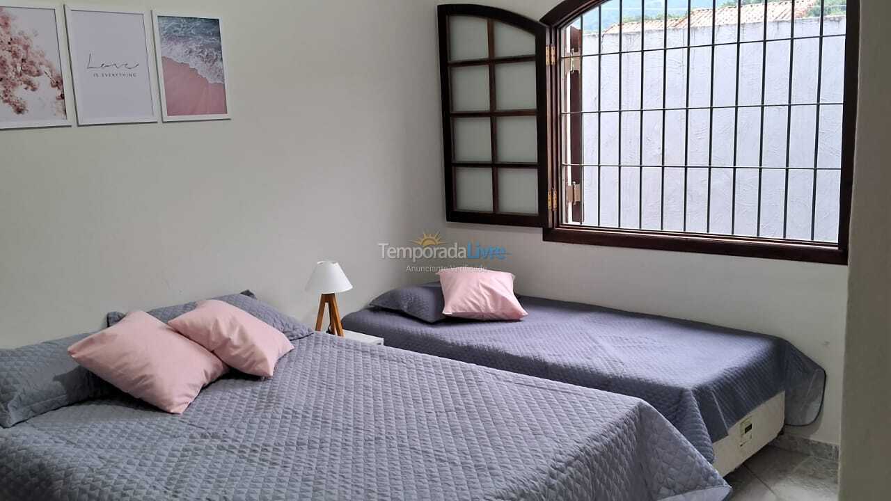 House for vacation rental in Caraguatatuba (Centro)