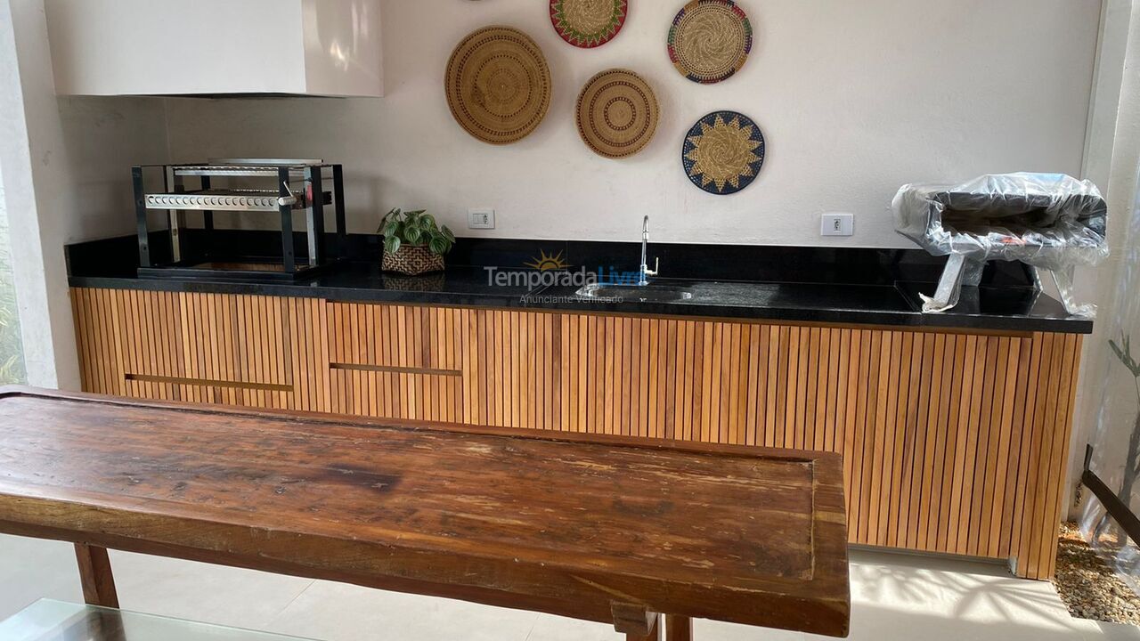 House for vacation rental in São Sebastião (Camburizinho)