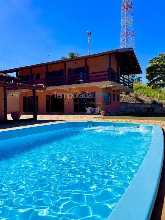 Chácara / sítio para aluguel de temporada em Serra Negra (Três Barras)