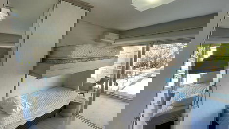 Apartamento com 3 dormitórios Centro Bombinhas