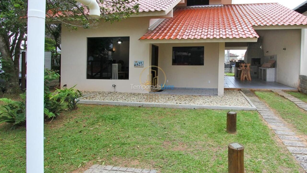 House for vacation rental in Bombinhas (Mariscal)