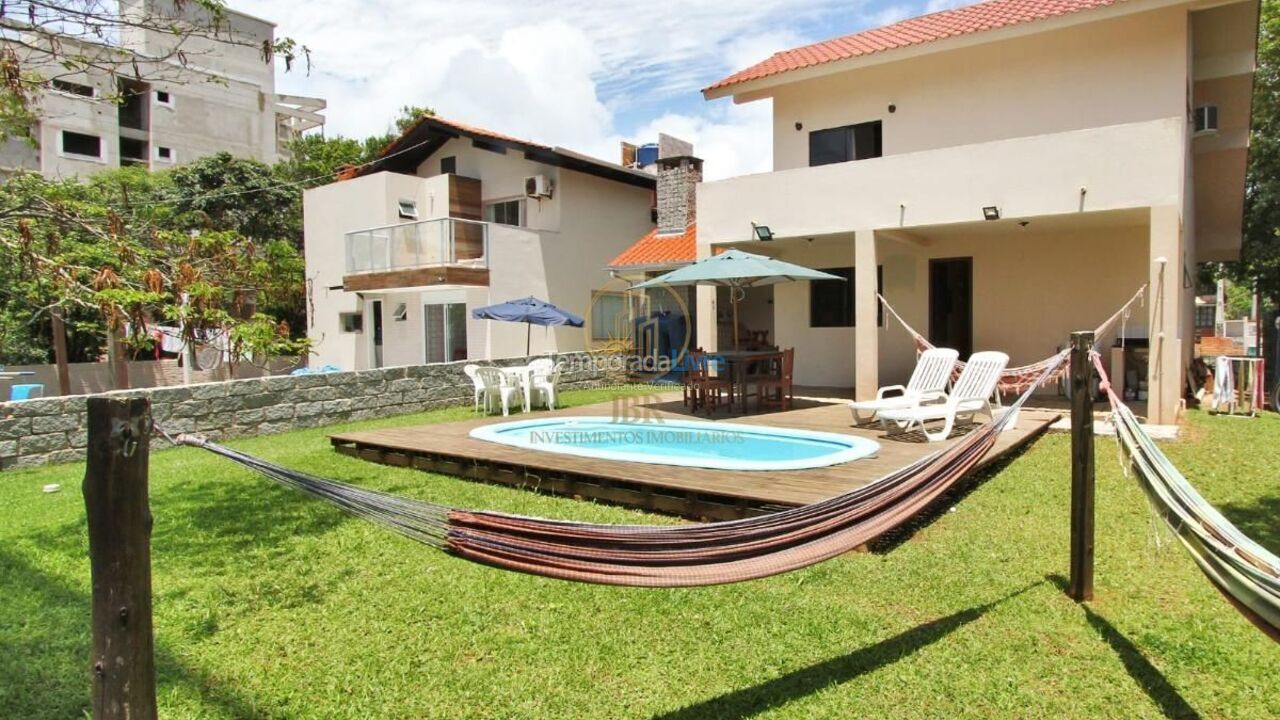 House for vacation rental in Bombinhas (Mariscal)