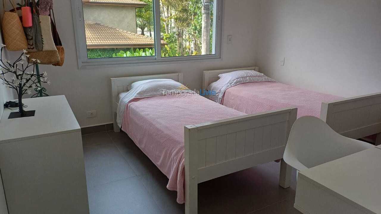 House for vacation rental in São Sebastião (Praia da Baleia)