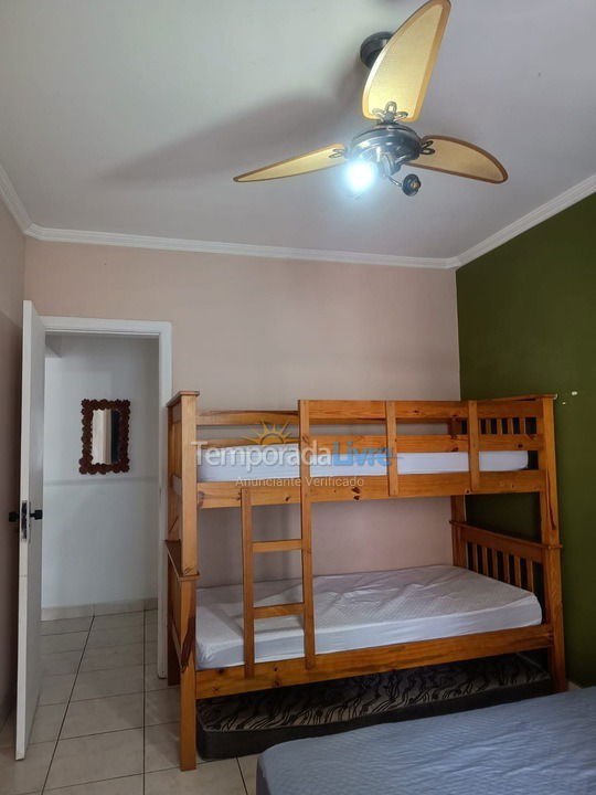 Apartamento para aluguel de temporada em Praia Grande (Guilhermina)