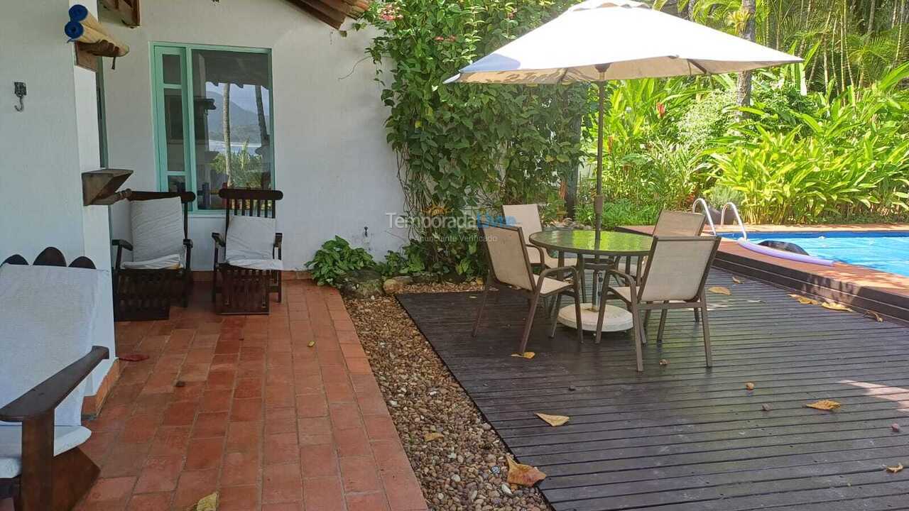 House for vacation rental in São Sebastião (Praia da Baleia)