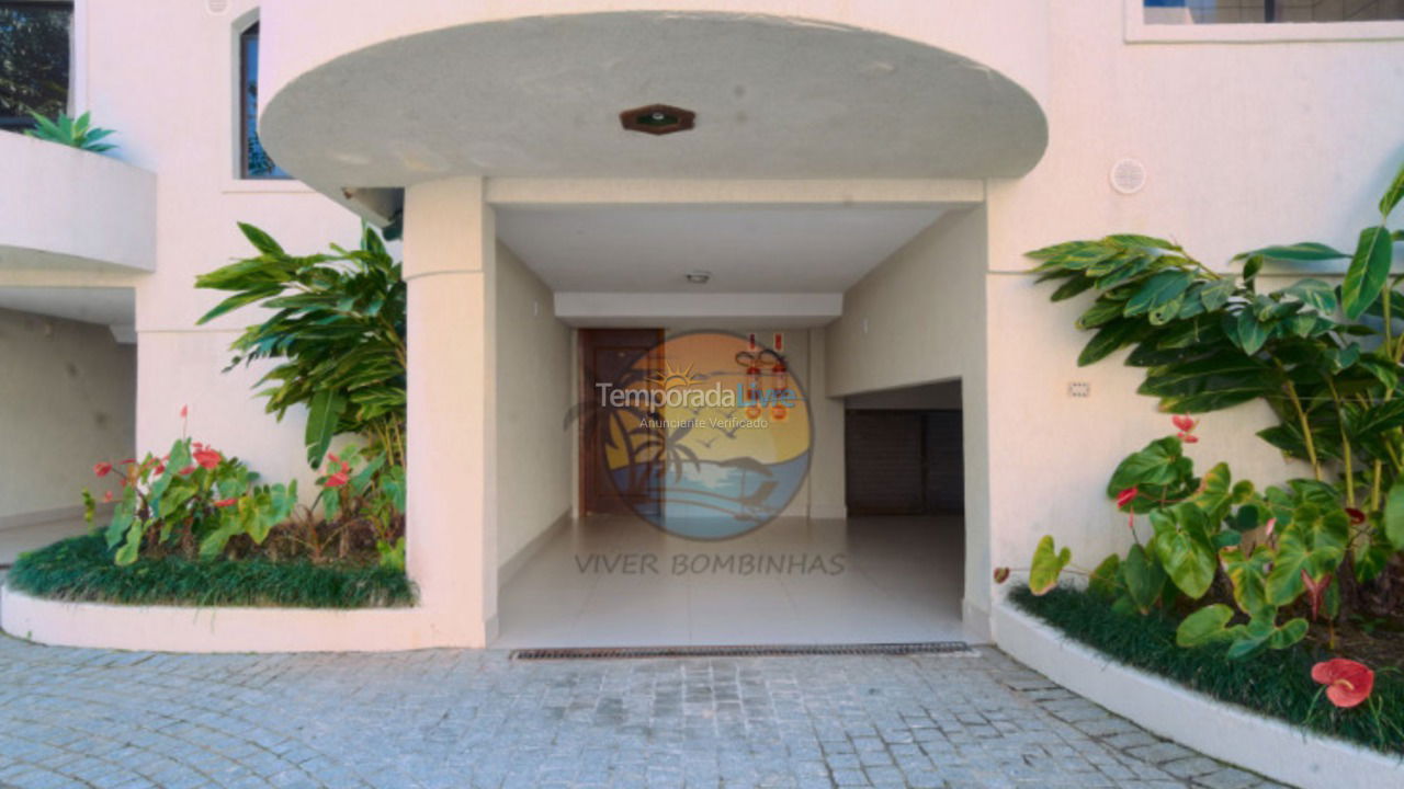 Apartment for vacation rental in Bombinhas (Praia de Bombas)