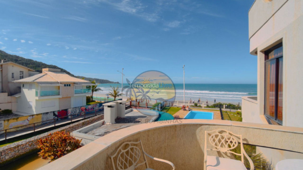 Apartment for vacation rental in Bombinhas (Praia de Bombas)