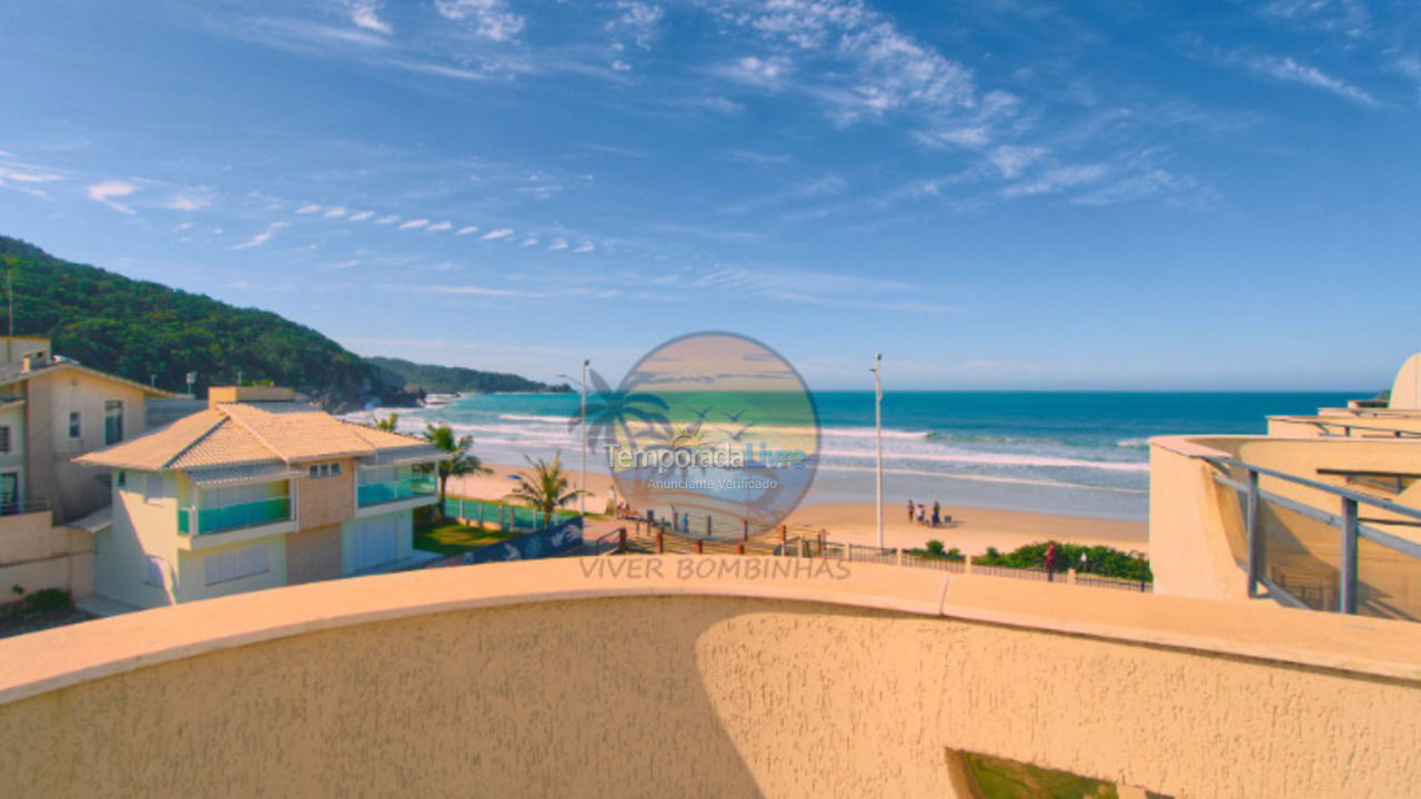 Apartment for vacation rental in Bombinhas (Praia de Bombas)