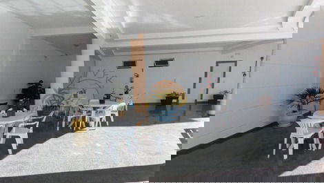 Apartamento no Centro da praia com Piscina