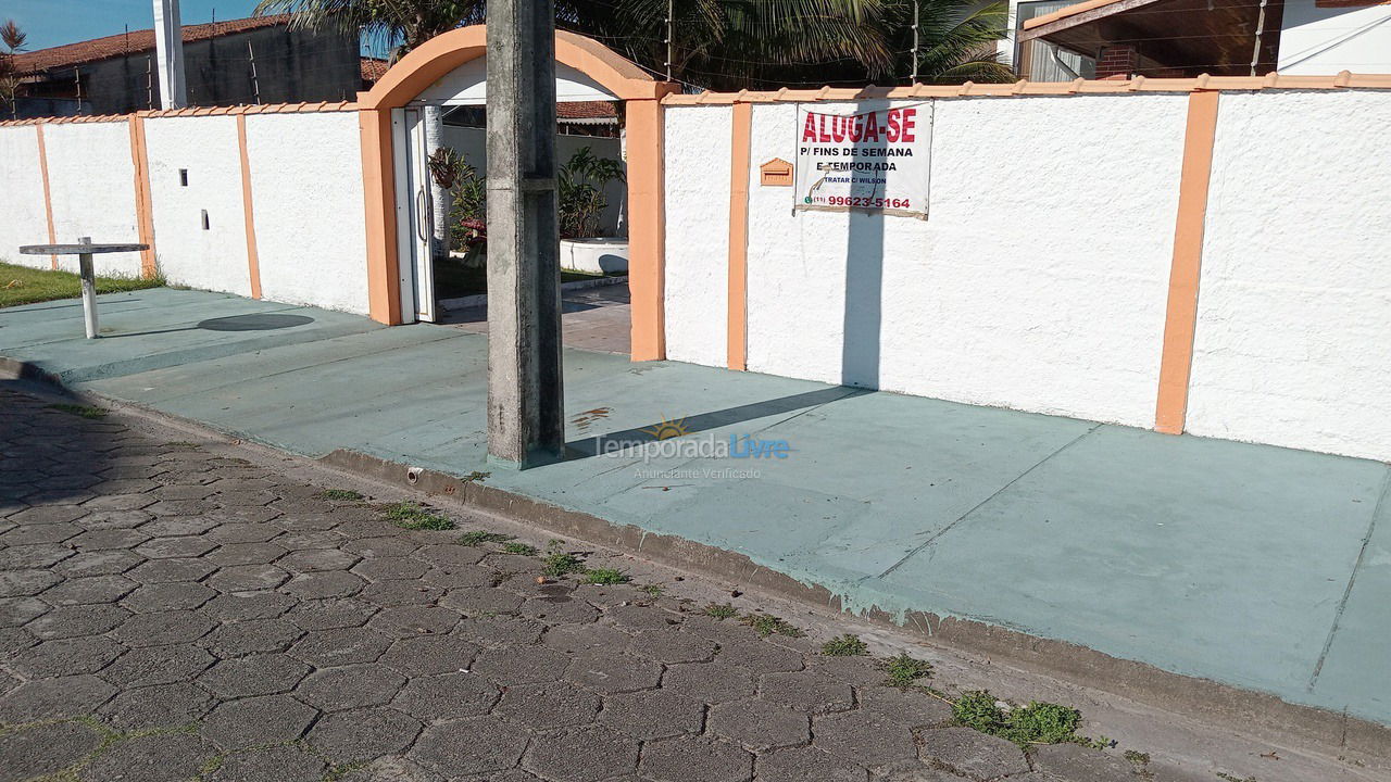 Casa para aluguel de temporada em Itanhaém (Bopiranga)