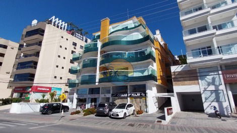 APARTAMENTO EN EL CENTRO DE BOMBINHAS CON VISTAS AL MAR - EN AVENIDA DA PRAIA