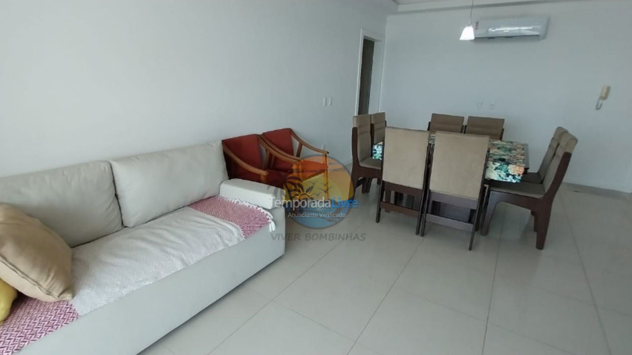 Apartment for vacation rental in Bombinhas (Praia de Bombinhas)