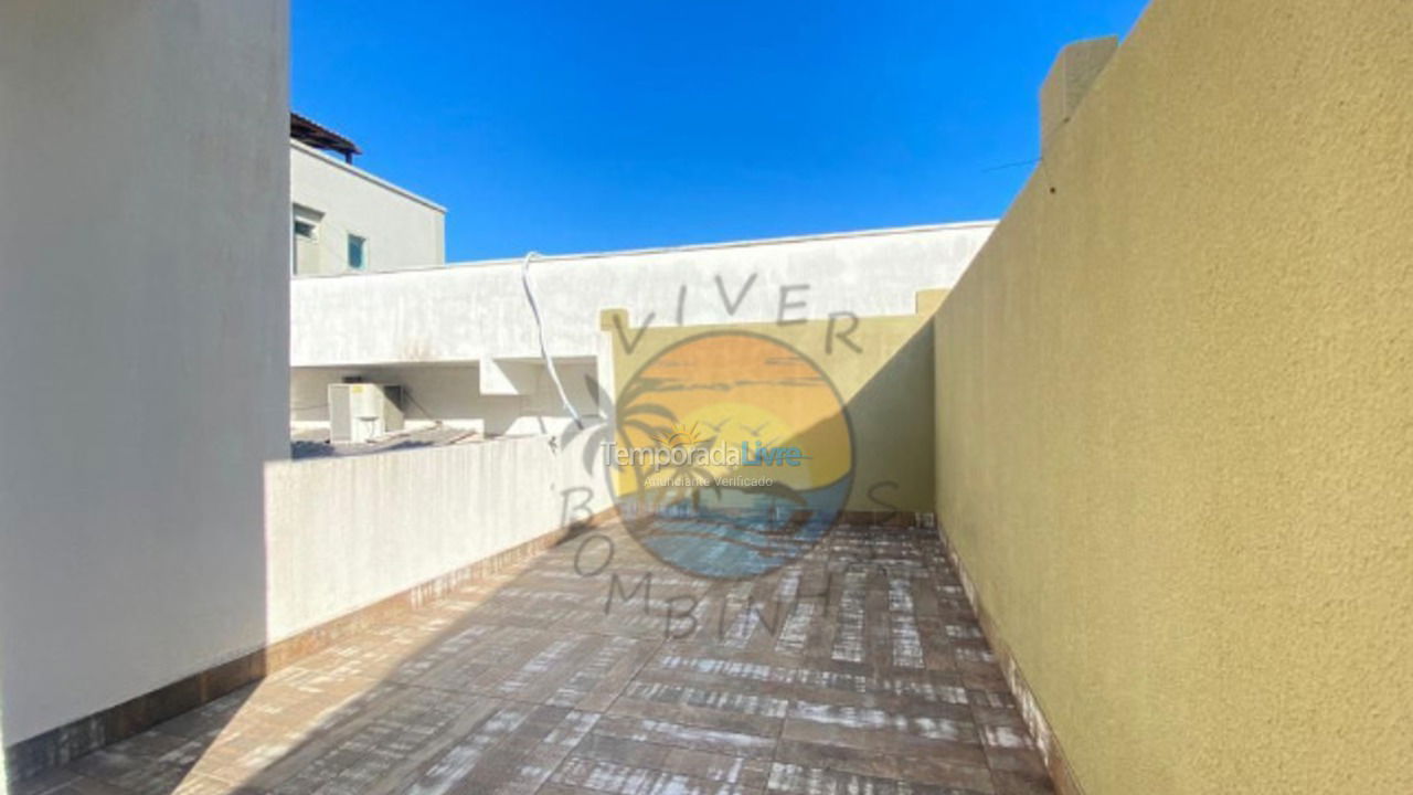 Casa para aluguel de temporada em Bombinhas (Praia de Bombas)