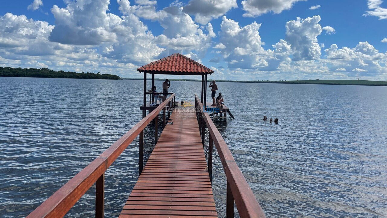 Casa para aluguel de temporada em Conceição das Alagoas (Zona Rural)