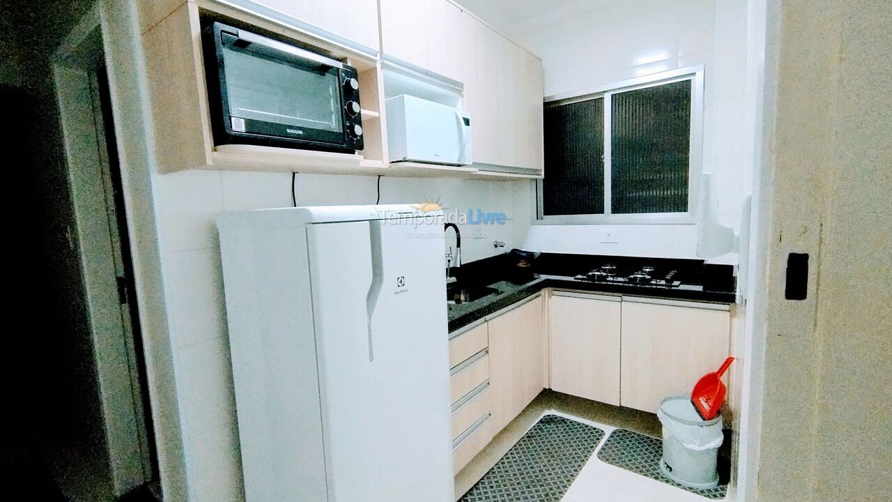 Apartamento para aluguel de temporada em Praia Grande (Canto do Forte)