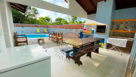 HIGH STANDARD HOUSE IN THE CENTER OF THE BEACH WITH POOL - 4 BEDROOMS