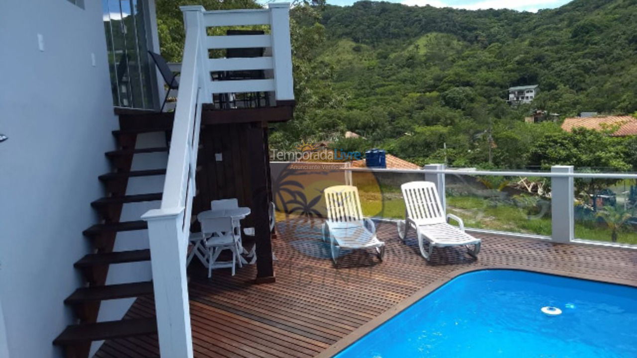 Casa para alquiler de vacaciones em Bombinhas (Praia de Zimbros)