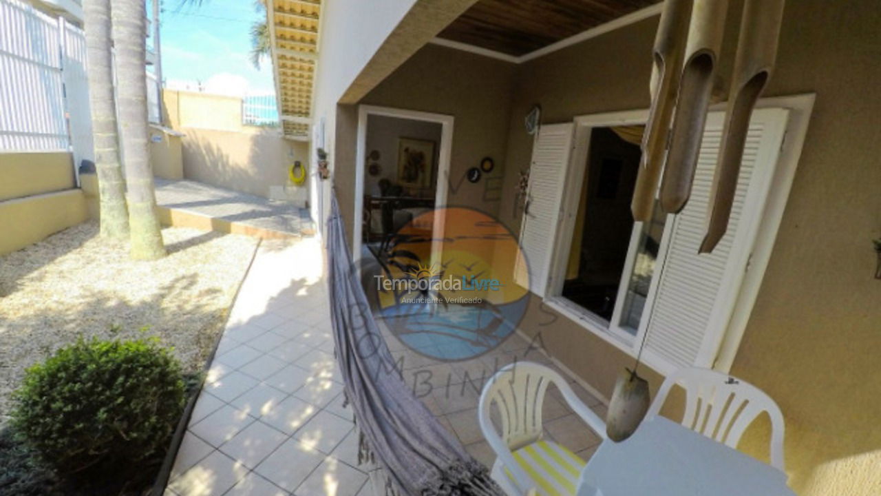 House for vacation rental in Bombinhas (Praia de Bombas)