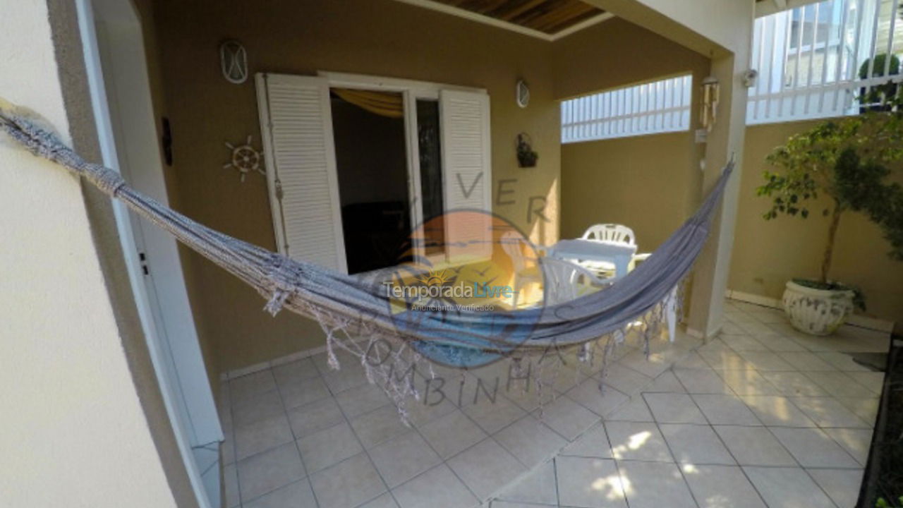 House for vacation rental in Bombinhas (Praia de Bombas)