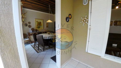 BEAUTIFUL HOUSE JUST 100 METERS TO THE BEACH - 4 BEDROOMS