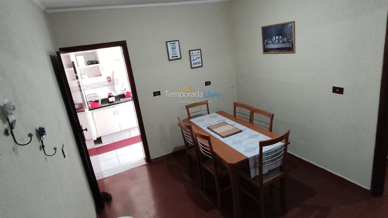 Apartamento para alquiler de vacaciones em Poços de Caldas (Vila Cruz)