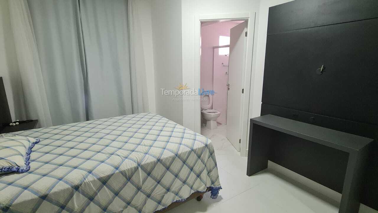 Apartamento para aluguel de temporada em Itapema (Meia Praia)