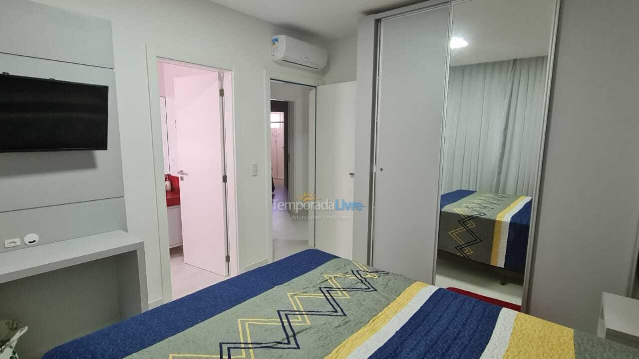 Apartamento para aluguel de temporada em Itapema (Meia Praia)