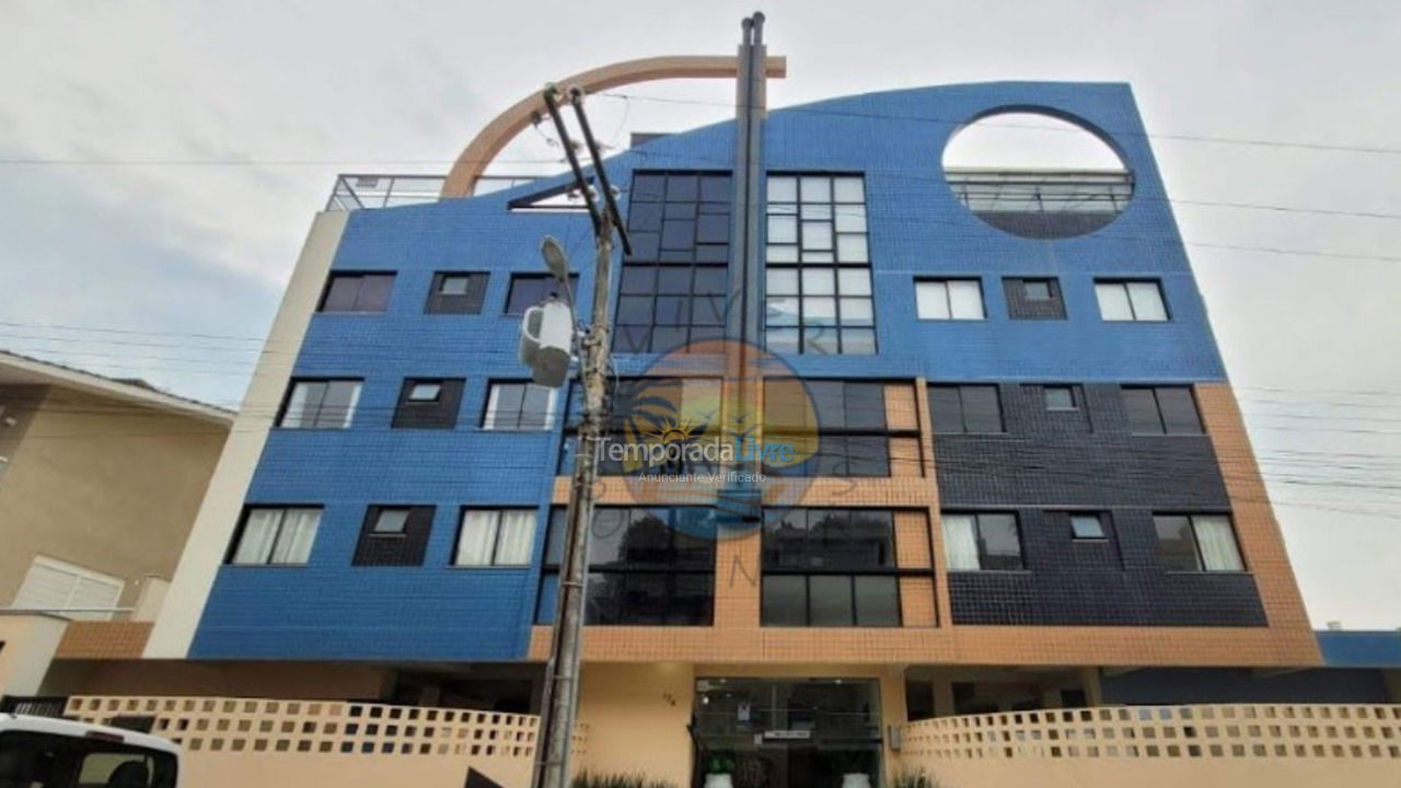 Apartamento para aluguel de temporada em Bombinhas (Praia de Bombas)