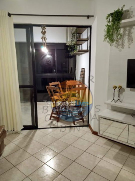 Apartamento para aluguel de temporada em Bombinhas (Praia de Bombas)