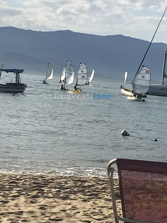 Casa para aluguel de temporada em Ilhabela (Praia da Armação)