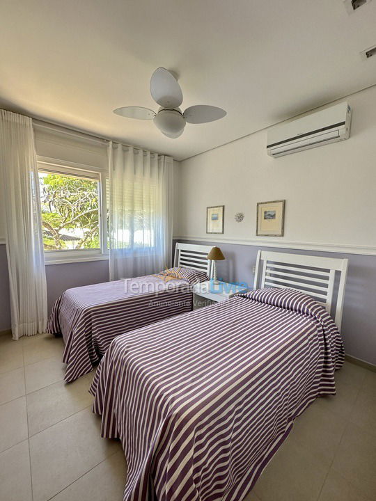 House for vacation rental in São Sebastião (Praia da Baleia)