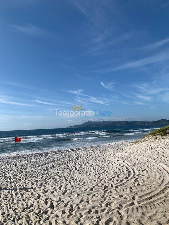 Casa para alquiler de vacaciones em Cabo Frio (Praia das Dunas)