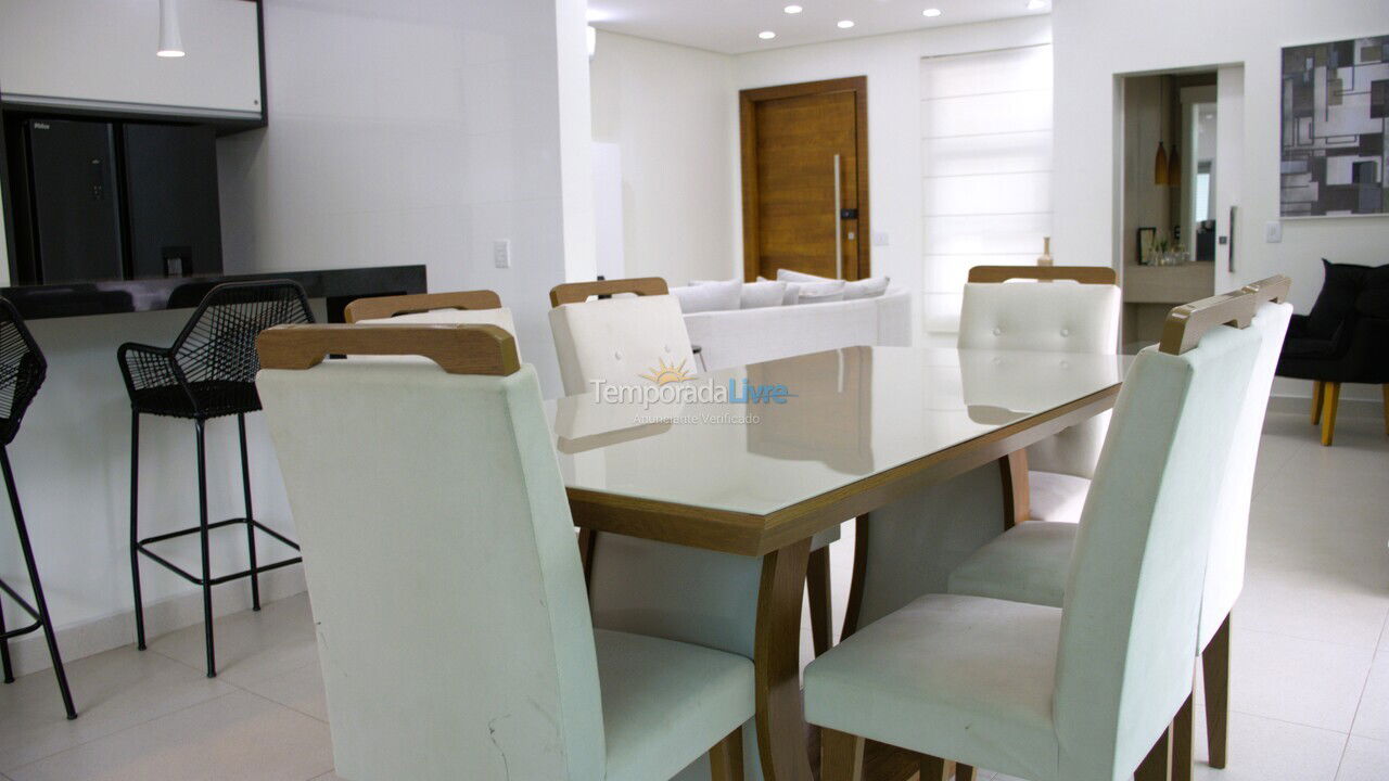 House for vacation rental in Bertioga (Condominio Morada da Praia)