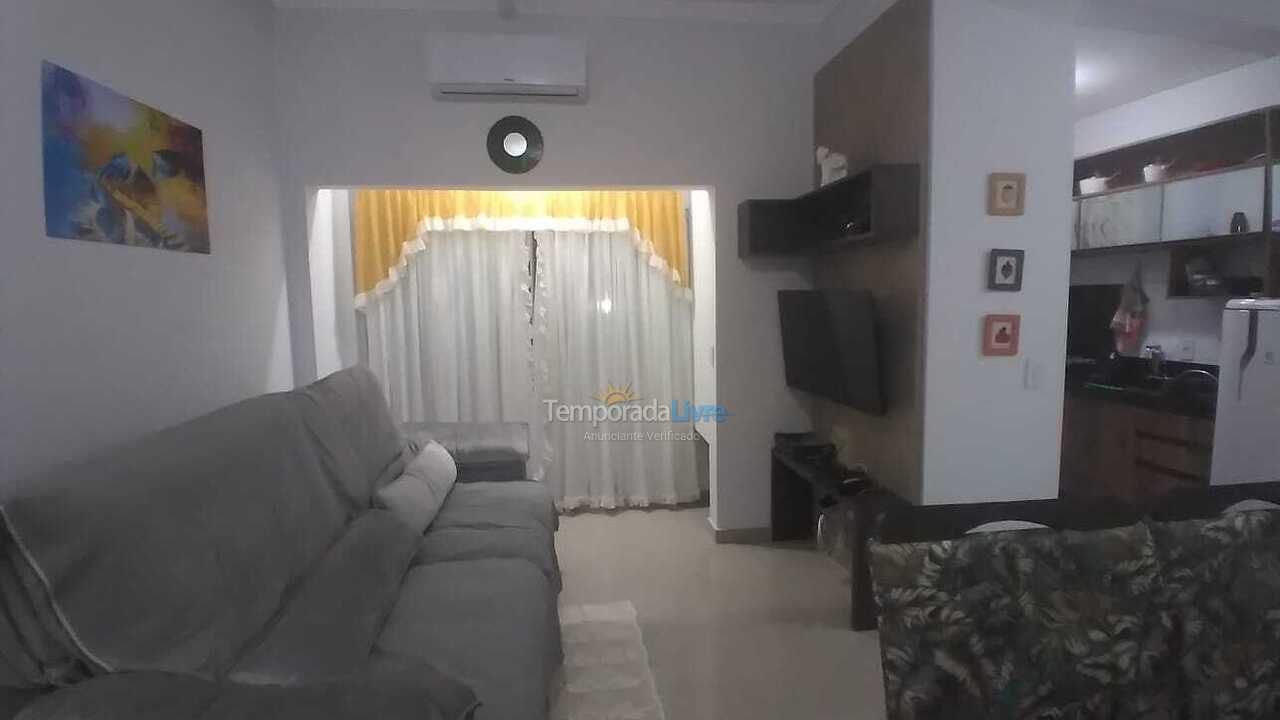 Apartamento para aluguel de temporada em Florianopolis (Praia dos Ingleses)