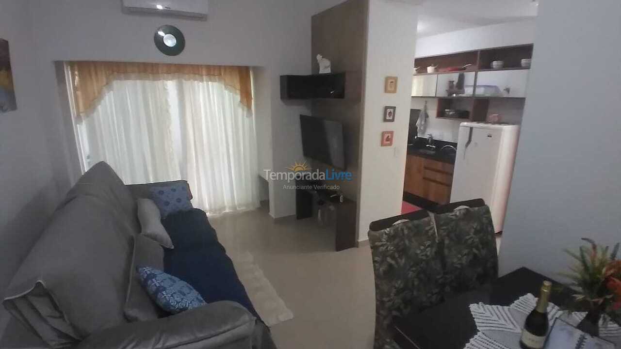 Apartamento para aluguel de temporada em Florianopolis (Praia dos Ingleses)