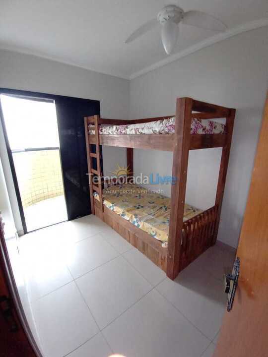 Apartamento para aluguel de temporada em Praia Grande (Guilhermina)