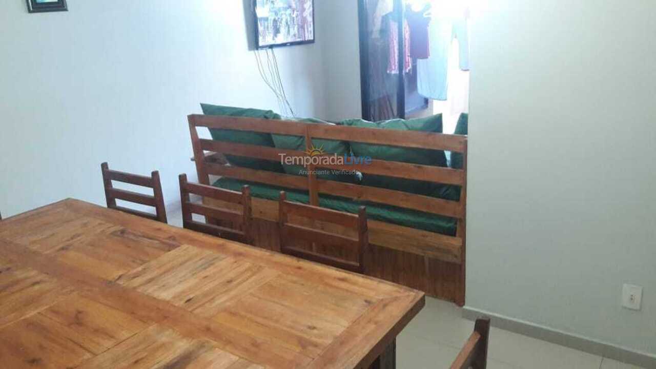 Apartamento para aluguel de temporada em Praia Grande (Guilhermina)