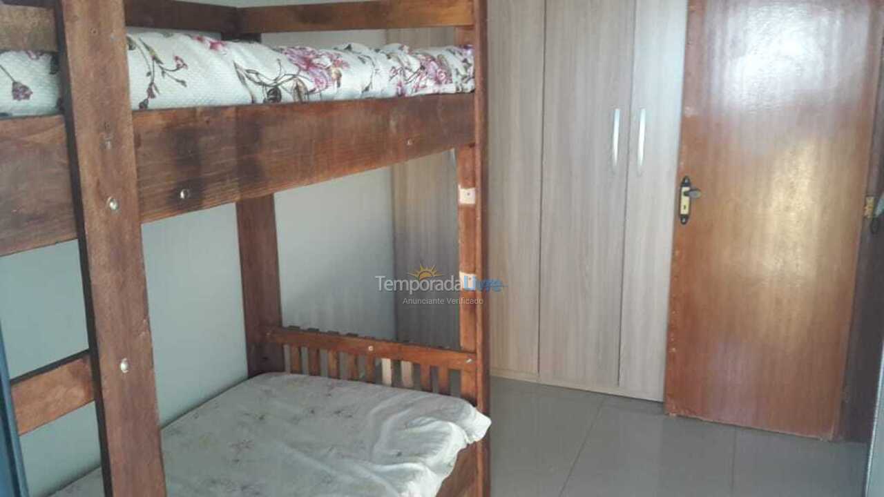 Apartamento para aluguel de temporada em Praia Grande (Guilhermina)