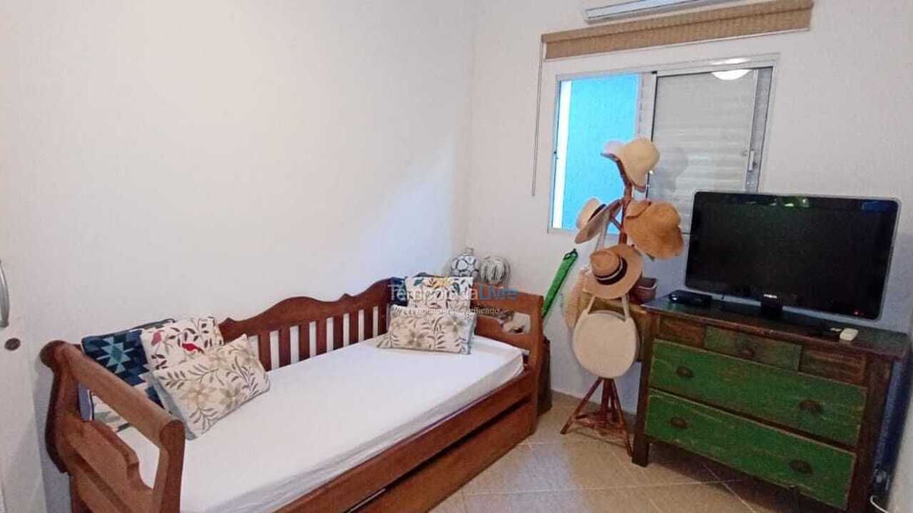 Casa para alquiler de vacaciones em São Sebastião (Praia da Baleia)