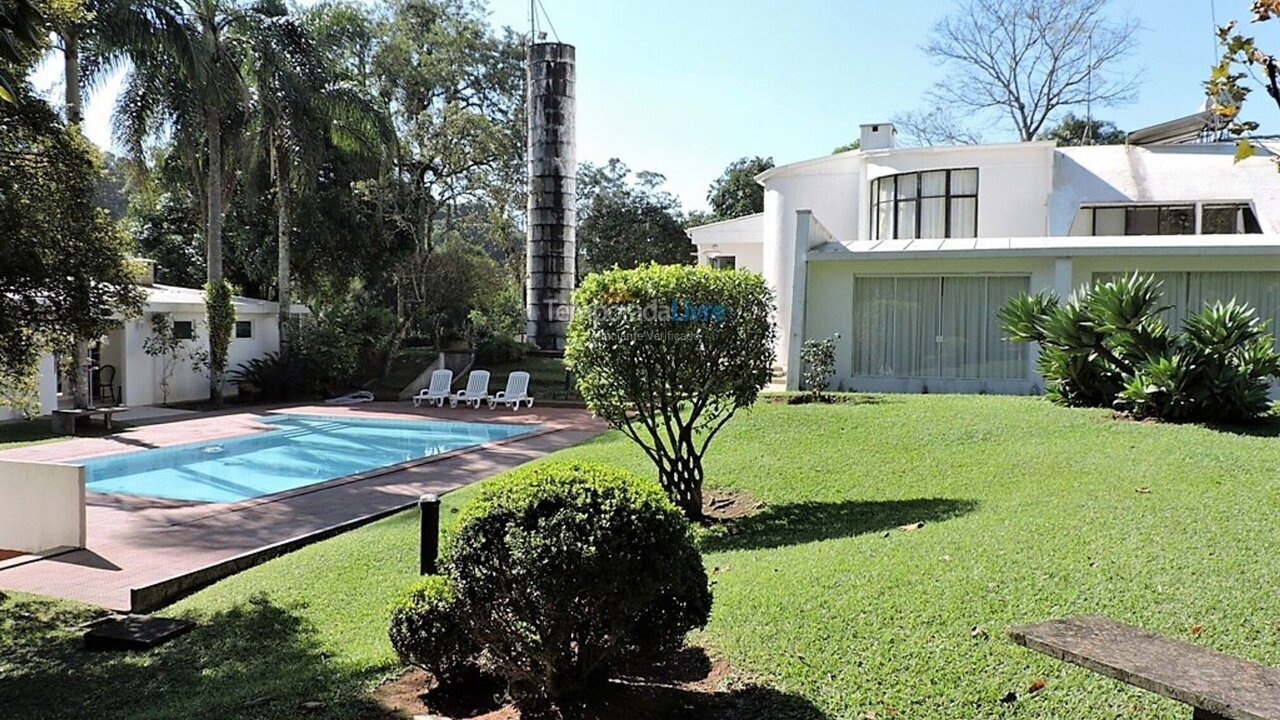 Casa para aluguel de temporada em Carapicuíba (Jardim Colonial)