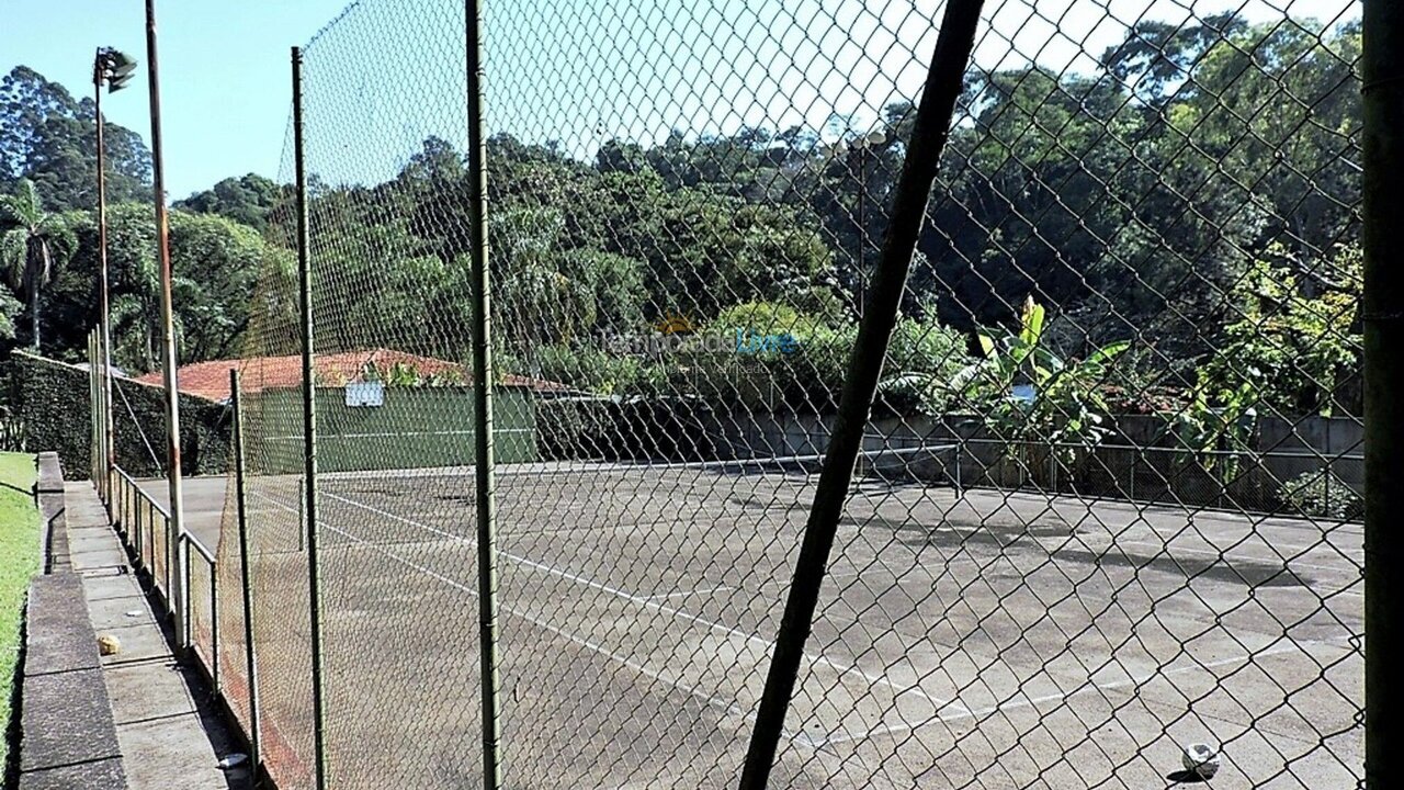 Casa para aluguel de temporada em Carapicuíba (Jardim Colonial)