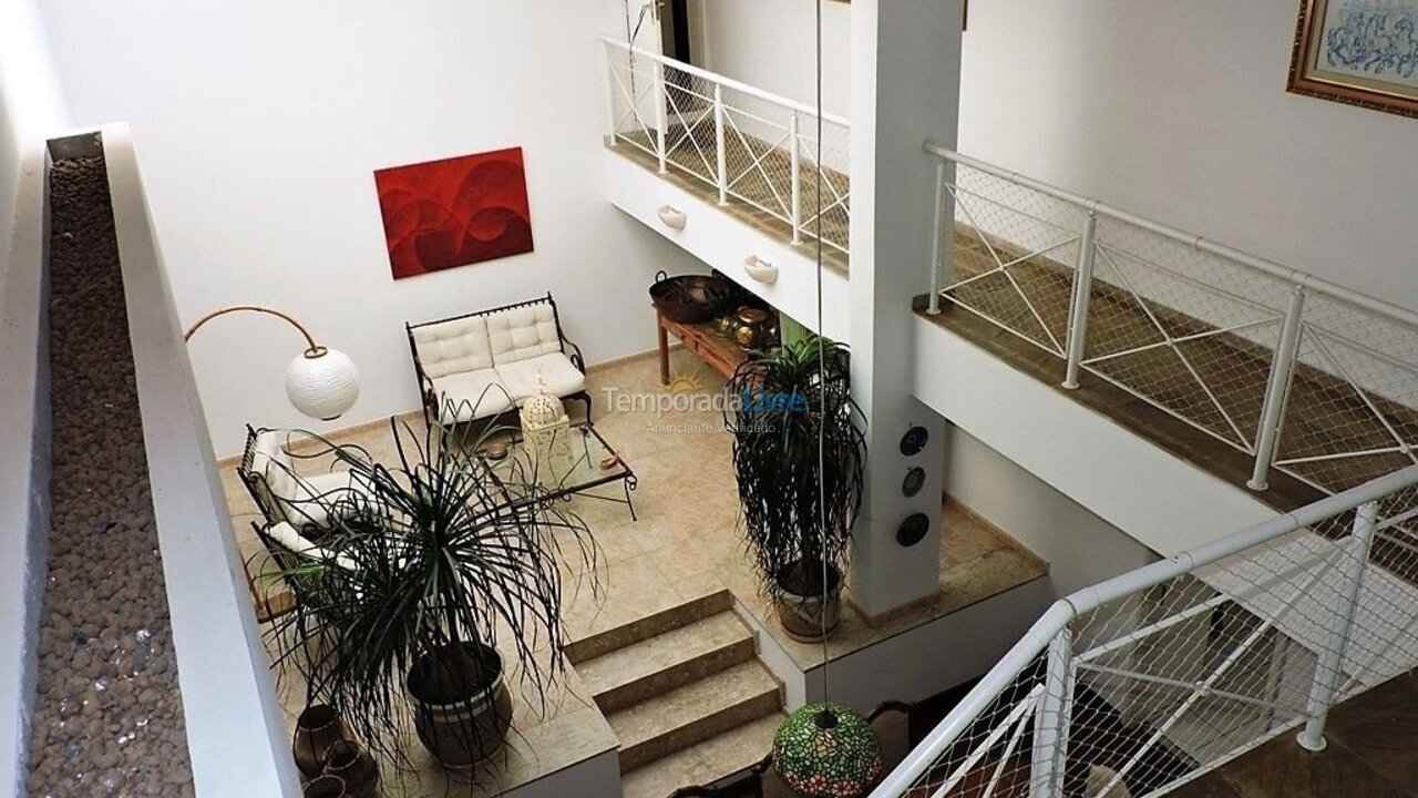 House for vacation rental in Carapicuíba (Jardim Colonial)