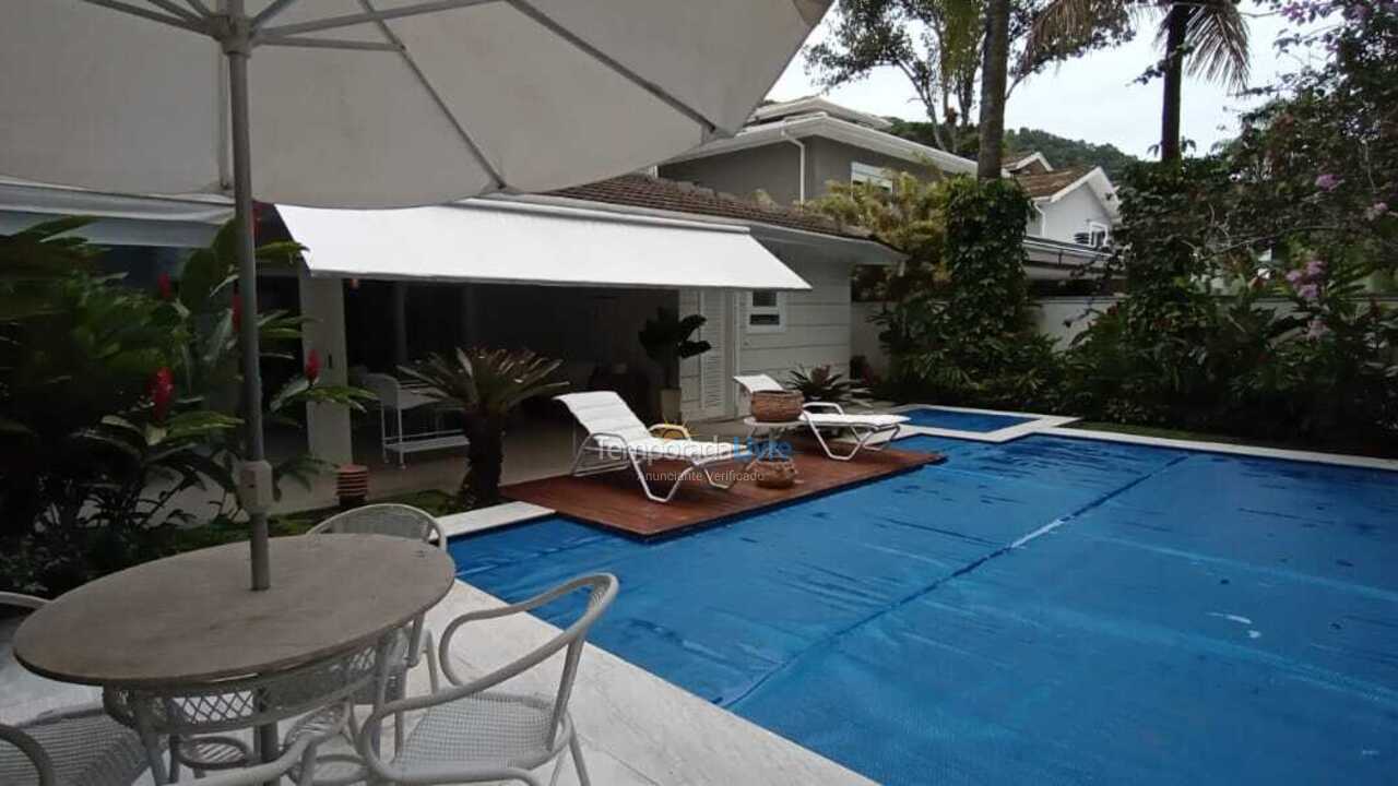 House for vacation rental in São Sebastião (Praia da Baleia)