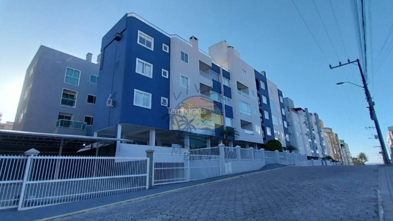 Apartment for vacation rental in Bombinhas (Praia de Bombas)
