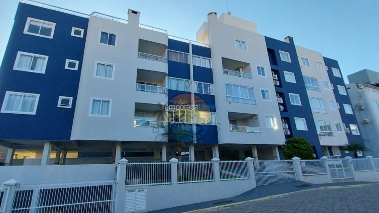 Apartment for vacation rental in Bombinhas (Praia de Bombas)