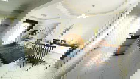 APARTMENT IN THE CENTER OF THE BEACH - CLOSE TO THE BEACH AND GENERAL SHOPPING