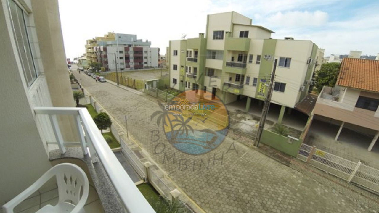 Apartment for vacation rental in Bombinhas (Praia de Bombas)